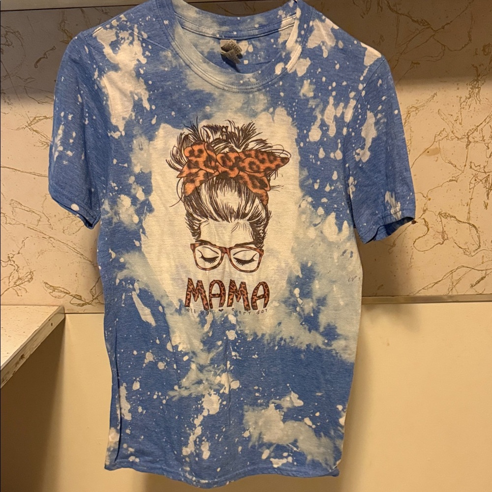 Gildan Blue and White Tie-Dye T-Shirt with Mama Graphic